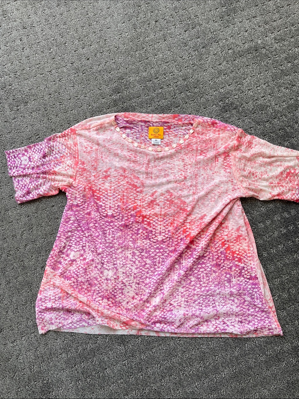 Ruby Rd. Pink Coral Printed Short Sleeve Top with Shell Accent